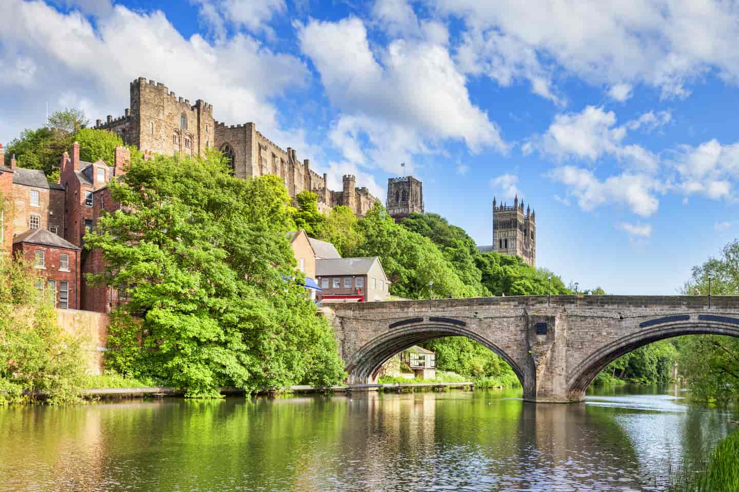 Student Accommodation in Durham - Framwellgate Bridge and Durham Castle from the River Wear