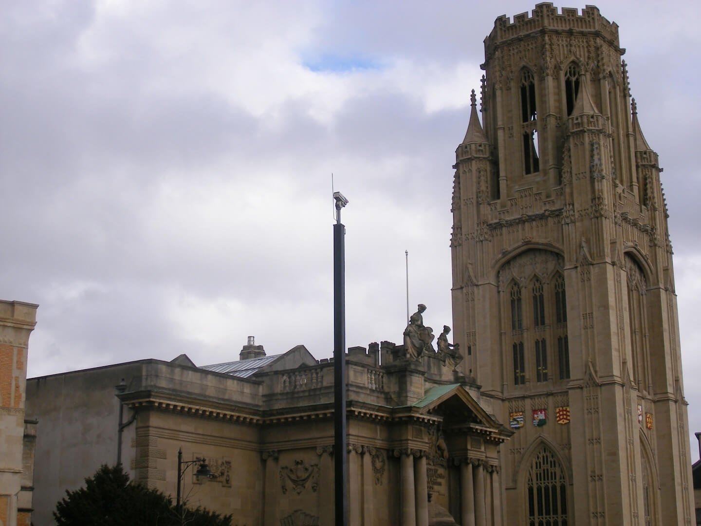 Student Accommodation in Bristol City Centre, Bristol - Bristol City Museum and Art Gallery