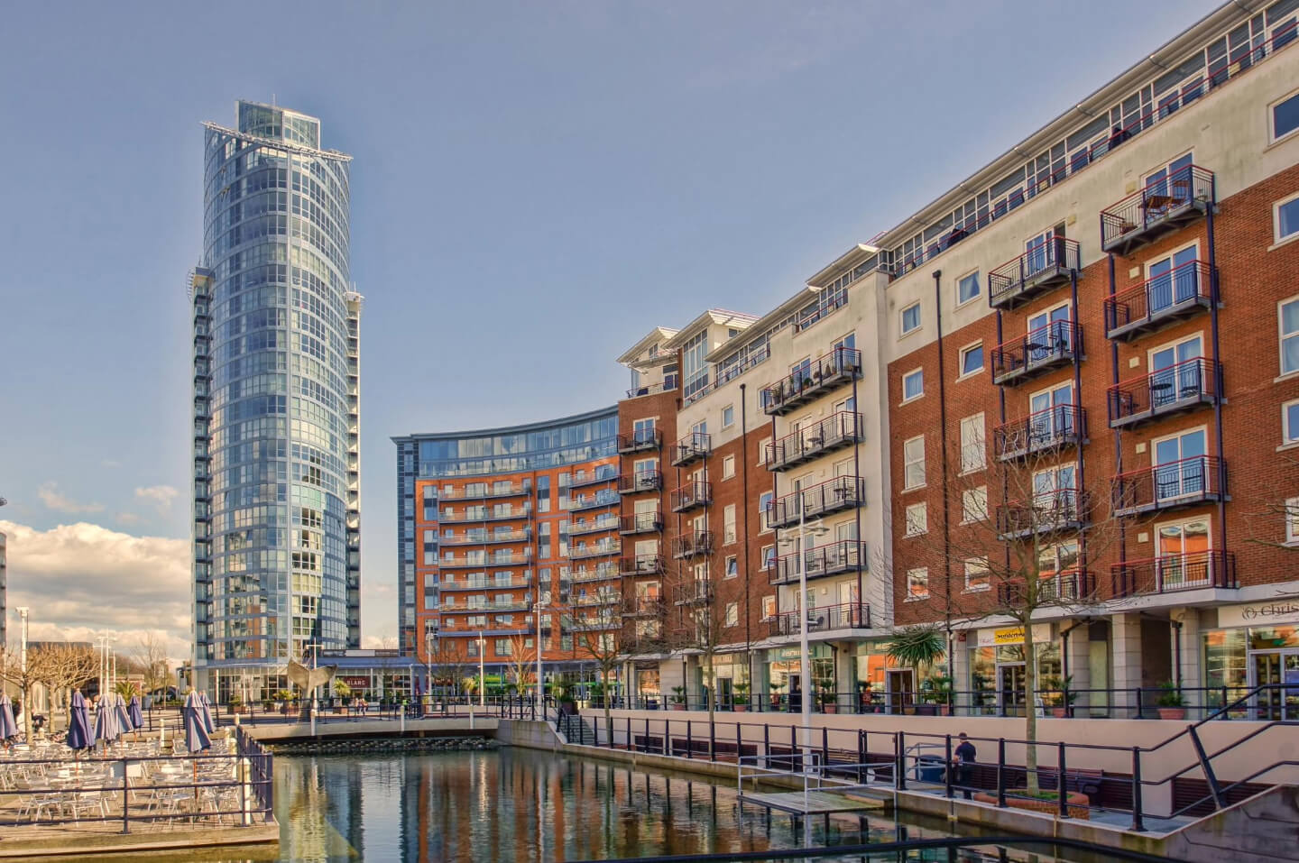 Student Accommodation in Gunwharf Quays, Portsmouth - flats by the water in Gunwharf Quays