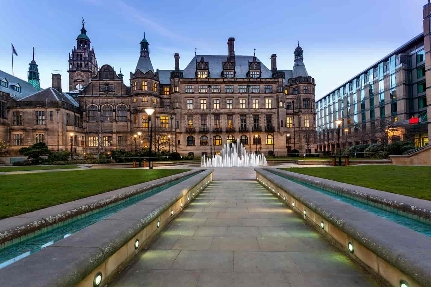 Student Accommodation in Sheffield - Sheffield Town Hall on Pinstone Street on a clear evening