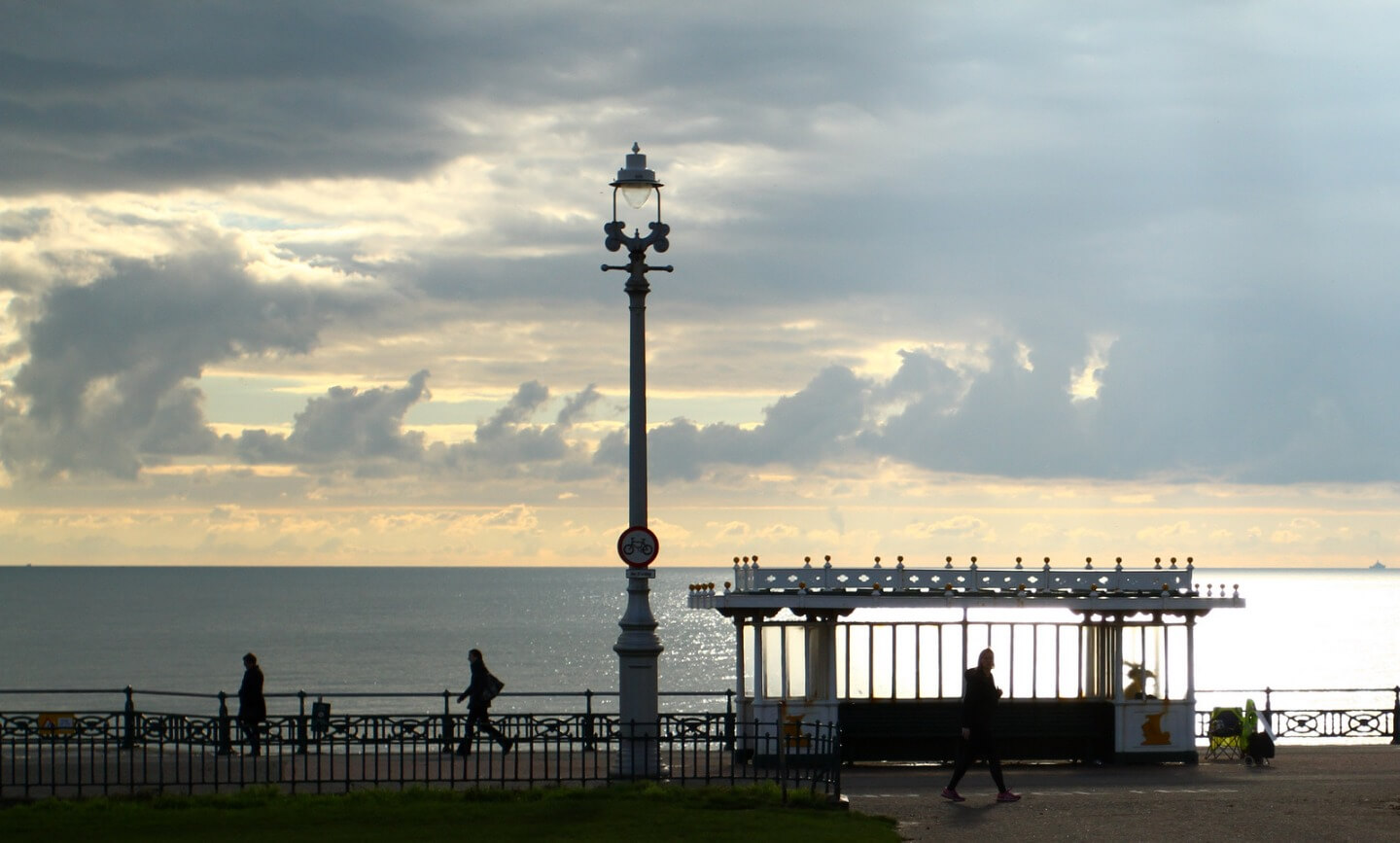 Student Accommodation in Hove, Brighton - view of the sea from Hove in the evening