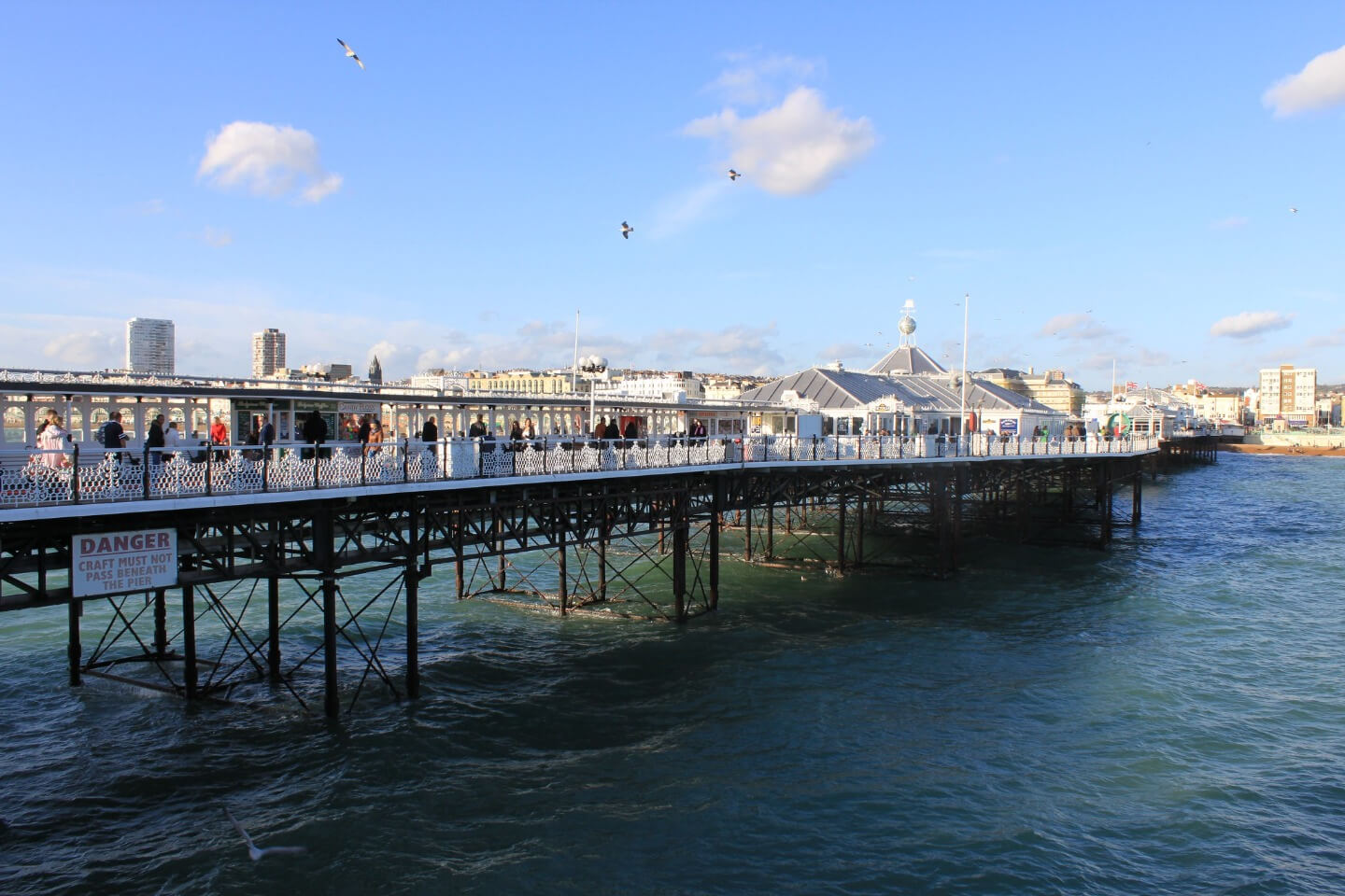 Student Accommodation in Kemptown, Brighton - Brighton Palace Pier on a sunny day