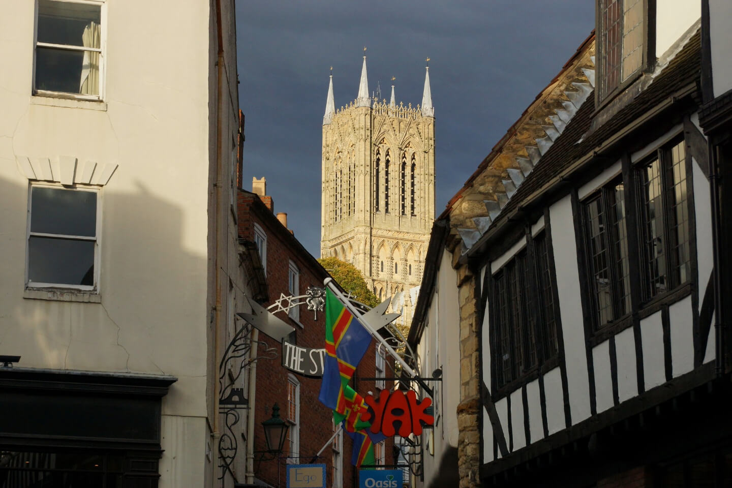 Student Accommodation in West End, Lincoln - view of Lincoln Cathedral