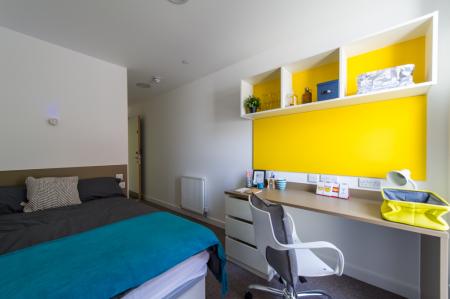 Single Accessible Student flat to rent on Empire Way, London, HA9