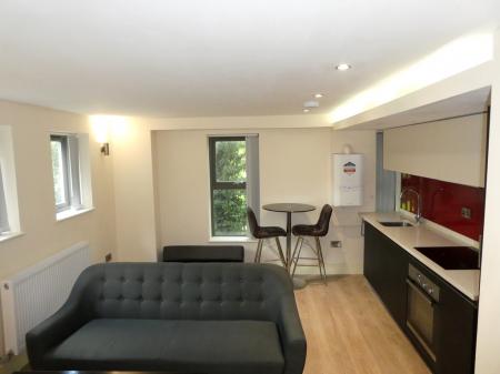 1 bed student house to rent on Park Crescent, Manchester, M14