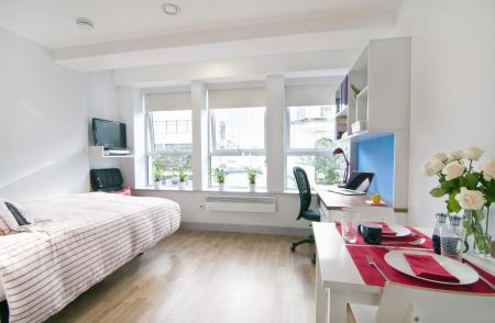 Premium Student flat to rent on High Street, Southampton, SO14