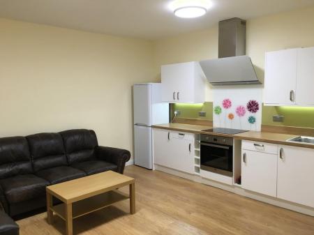 2 bed student house to rent on Mutley Plain, Plymouth, PL4