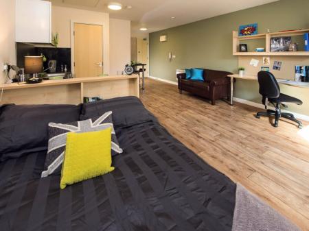 Mezzanine Premium Studio - EPC Band Rating C Student flat to rent on Greenclose Lane, Loughborough, LE11