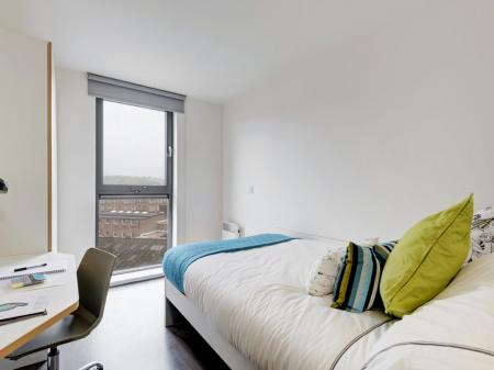 Gold Two Bed Flat 1 bed student flat to rent on Dunaskin Mill, 5 Dunaskin Street, Glasgow, G11