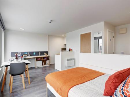 Platinum Studio Student flat to rent on Dunaskin Court, Glasgow, G11