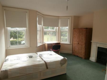 4 bed student house to rent on Wilton Road, Southampton, SO15