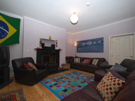 8 bed student house to rent on Claypath, Durham, DH1