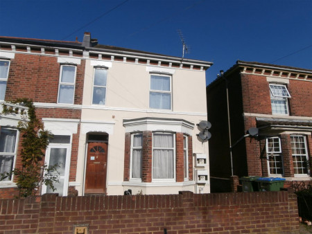 2 bed student house to rent on Morris Road, Southampton, SO15