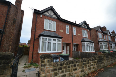 6 bed student house to rent on Peveril Road, Nottingham, NG9