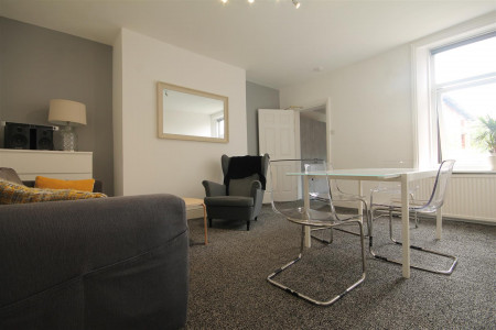 6 bed student house to rent on Claremont Road, Newcastle, NE2