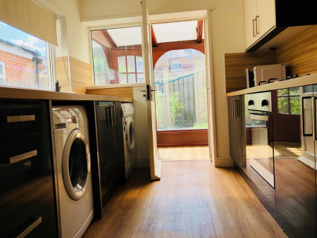 3 bed student house to rent on Melbourne Street, Hull, HU5