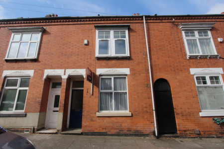 6 bed student house to rent on Hartopp Road, Leicester, le2