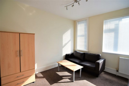 2 bed student house to rent on Stanley Road, Brighton, BN1