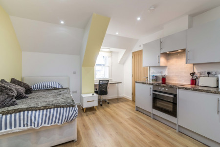 Student studio flat to rent on Lower Parliament Street, Nottingham, NG1