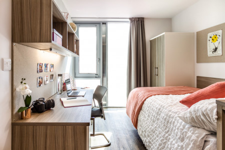 Kaplan Living Brighton - Ensuite Bedroom 8 bed student flat to rent on Circus Street, Brighton, BN2