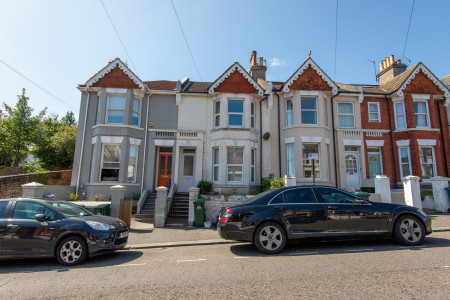 5 bed student house to rent on Hollingbury Road, Brighton, BN1