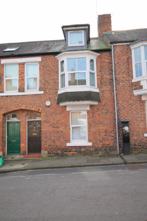 6 bed student house to rent on Hawthorn Terrace, Durham, DH1