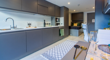 Super Deluxe Studio Student flat to rent on Parkside, Coventry, CV1