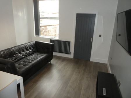 3 bed student house to rent on Wincombe Street, Manchester, M14