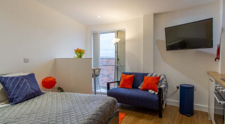 Premium Studio Student flat to rent on Ilkeston Road, Canning Circus, Nottingham, NG7