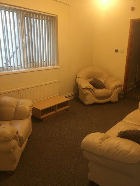 2 bed student house to rent on St. Helens Avenue, Swansea, SA1