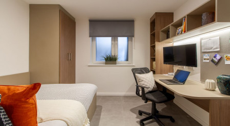 Standard Studio Student flat to rent on 13 - 19 Dean Street, Bristol, BS2