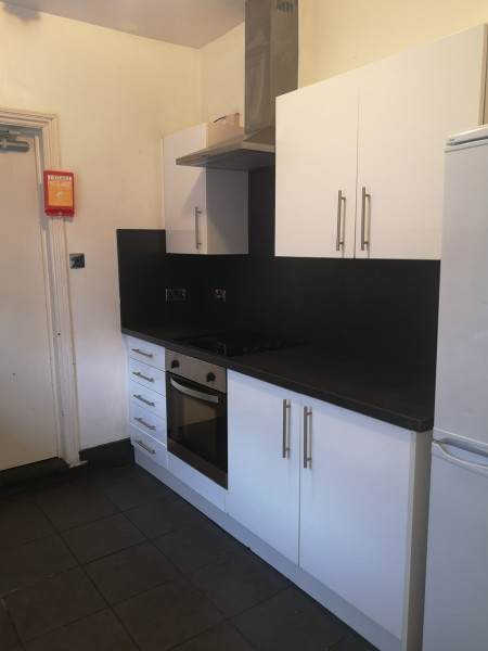 4 bed student house to rent on Newland Avenue, Hull, HU5
