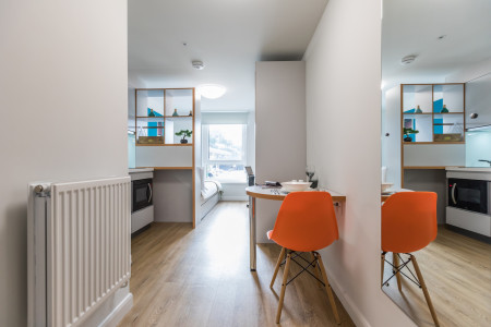 Silver Studio Student flat to rent on Gladstone Place, Brighton, BN2
