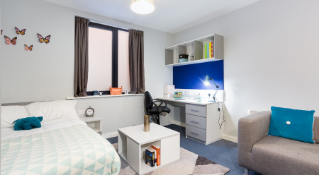 Standard Studio Student flat to rent on Corporation Street, Preston, PR1