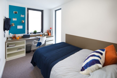 3-Bed Apartment 3 bed student flat to rent on Empire Way, London, HA9