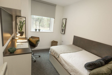 4-Bed Cluster Flat - En-suite 4 bed student flat to rent on Parham Road, Canterbury, CT1