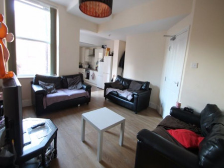 6 bed student house to rent on Norwood Terrace, Leeds, LS6