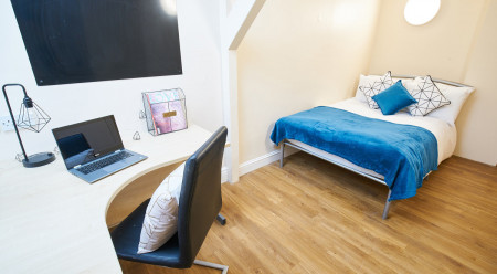 Silver Room 1 bed student flat to rent on Anson Road, Manchester, M14