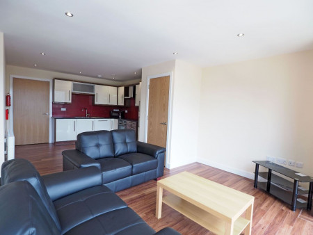 3 bed student house to rent on Devonshire Point, Sheffield, S1