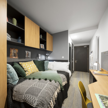 Penthouse Ensuite (7 bed) 7 bed student flat to rent on Aspen, Dublin, D11