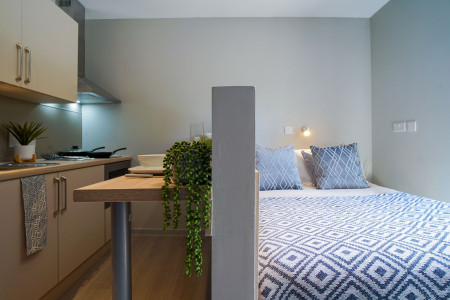 Premium Studio Student flat to rent on London Road, Edinburgh, EH7