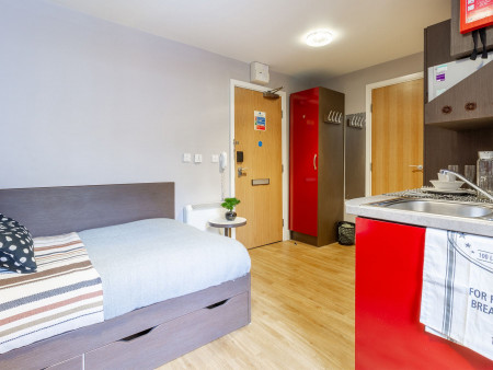Bronze Studio Student flat to rent on Hawley Crescent, London, NW1