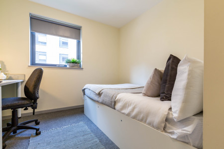 Standard Plus En-suite 7 bed student flat to rent on Portland Road, Newcastle, NE2