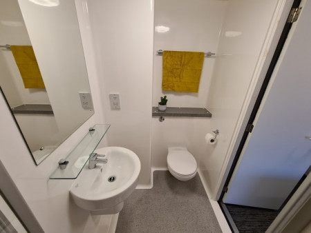 Studio Silver Student flat to rent on Pitt Street, Newcastle, NE4