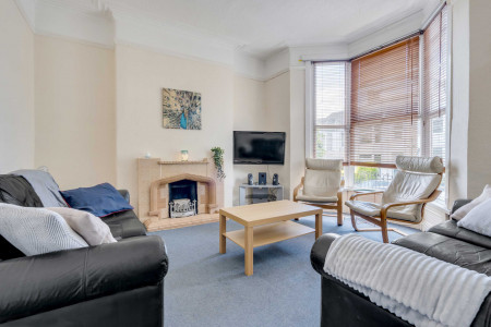 7 bed student house to rent on Pantygwydr Road, Swansea, SA2