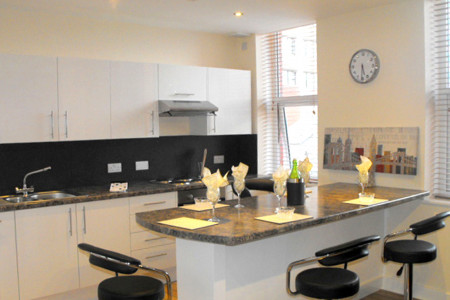 Flat 5 bed student flat to rent on Tithebarn Street, Swansea, PR1