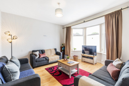 8 bed student house to rent on Heald Place, Manchester, M14