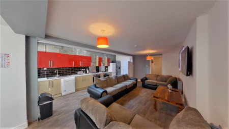 6 bed student house to rent on Cottingham Road, Hull, HU6