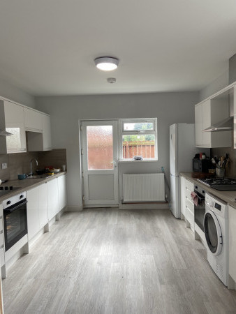 6 bed student house to rent on Wellesley Avenue, Hull, HU6