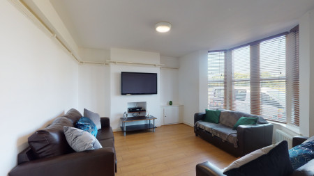 8 bed student house to rent on Grant Avenue, Liverpool, L15